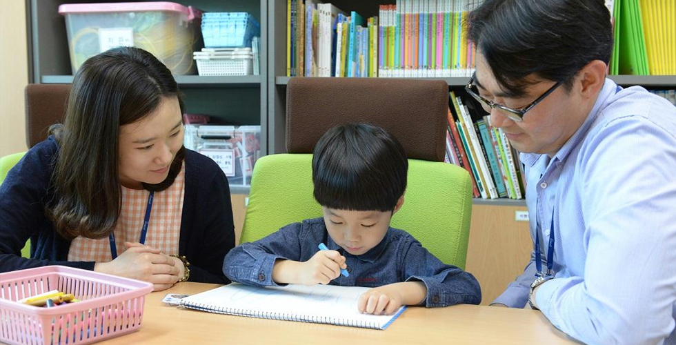 그림으로 자녀와 대화해요 관련 사진